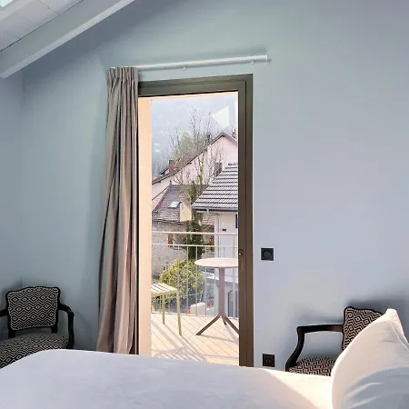 Hotel La Du *