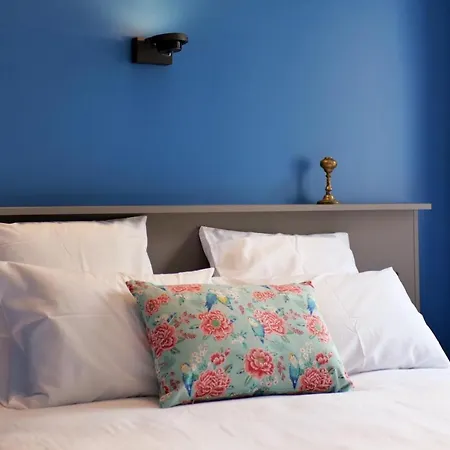 La Du Hotel