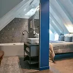 Hotel La Du *