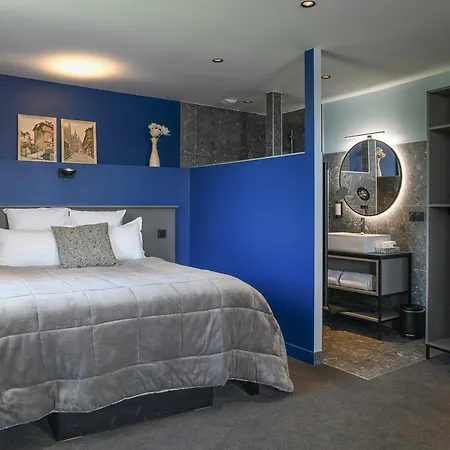 Отель La Du Эгбелет-ле-Лак