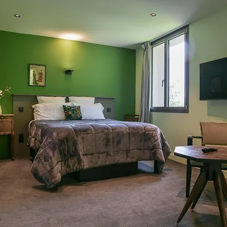 La Du Hotel
